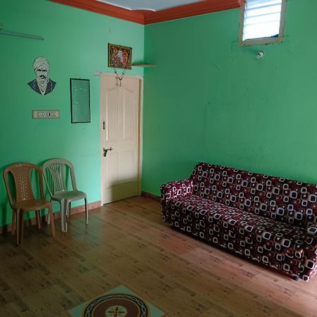 Ashwin Home Stay Тіруваннамалай Екстер'єр фото